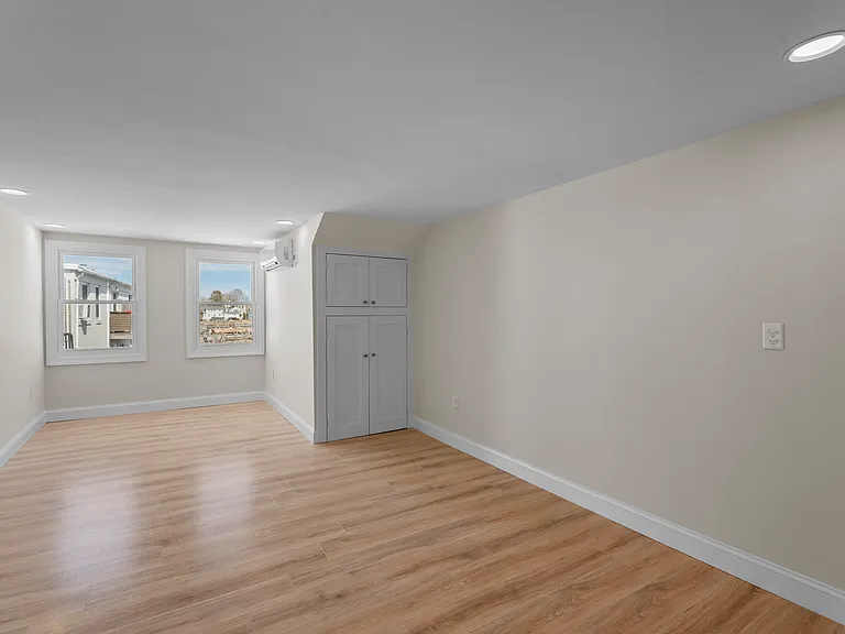 17 Hancox Street, Stonington, CT — Photo 28