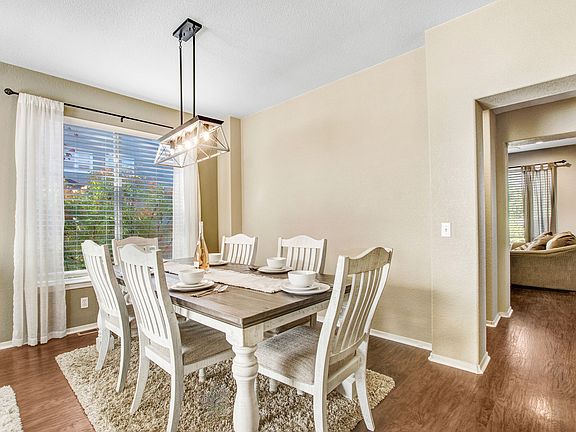 4th image of 641 Yerba Buena Way