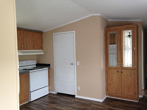 2nd image of 575 Payne Creek Est Lot 161