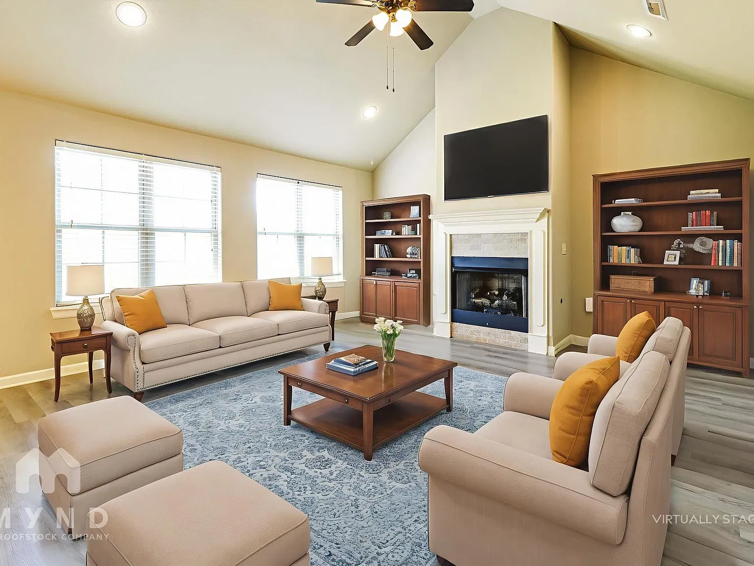 3 bed, 2.0 bath, 1801 sqft, $1,815 — Photo 2