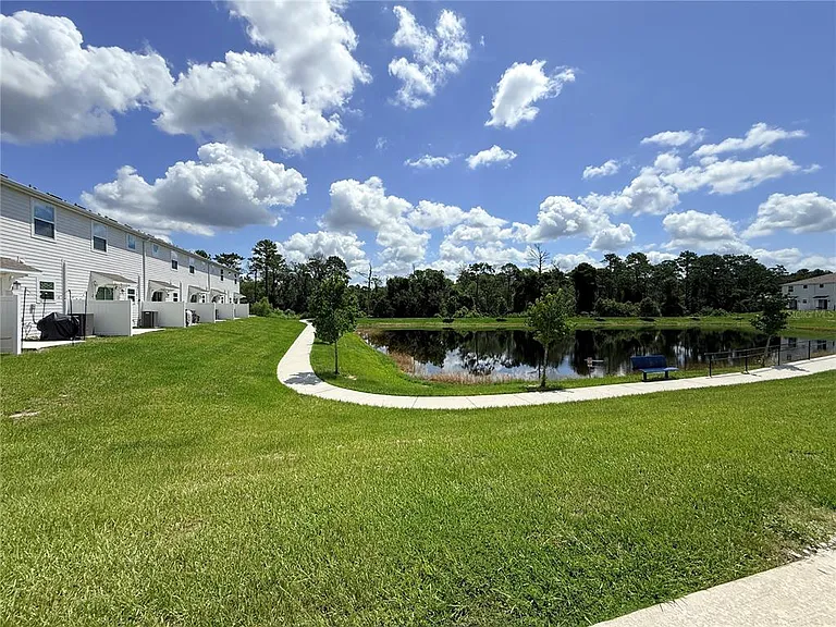 7509 Stone Creek Trl — Photo 2
