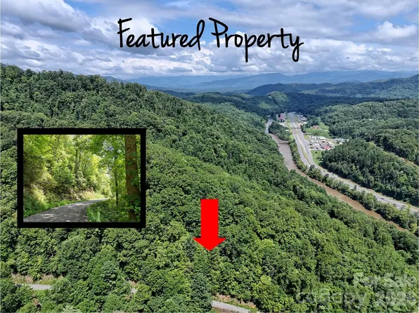 2 Little Bit Trl, Whittier, NC 28789