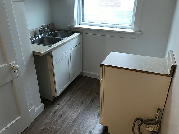 5th image of 4544 Flad Ave #2W