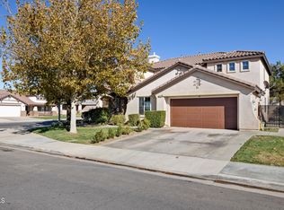 42334 Portland Ln, Quartz Hill, CA 93536