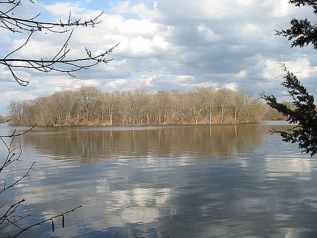 2nd image of 17202 Fisher Rd
