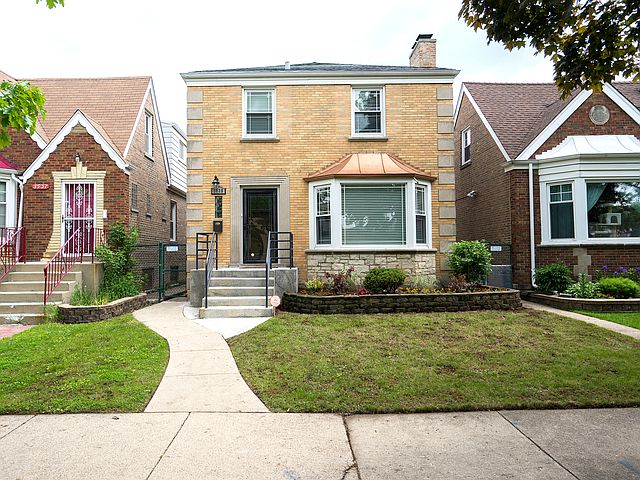 1st image of 5935 N Sacramento Ave