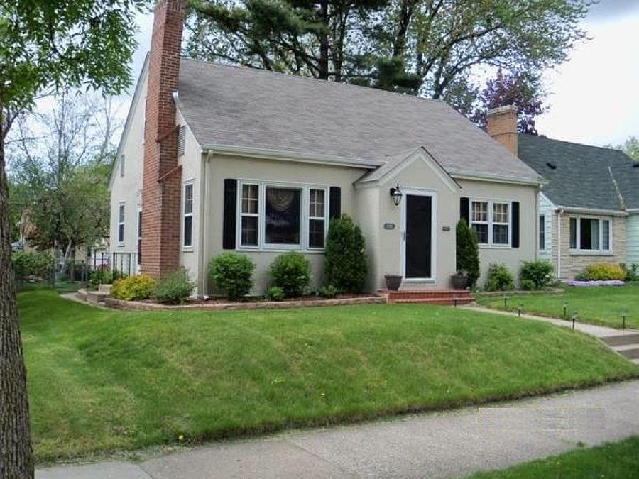 1st image of 4523 Vincent Ave N