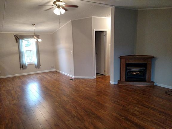 516 David Crockett RD 041