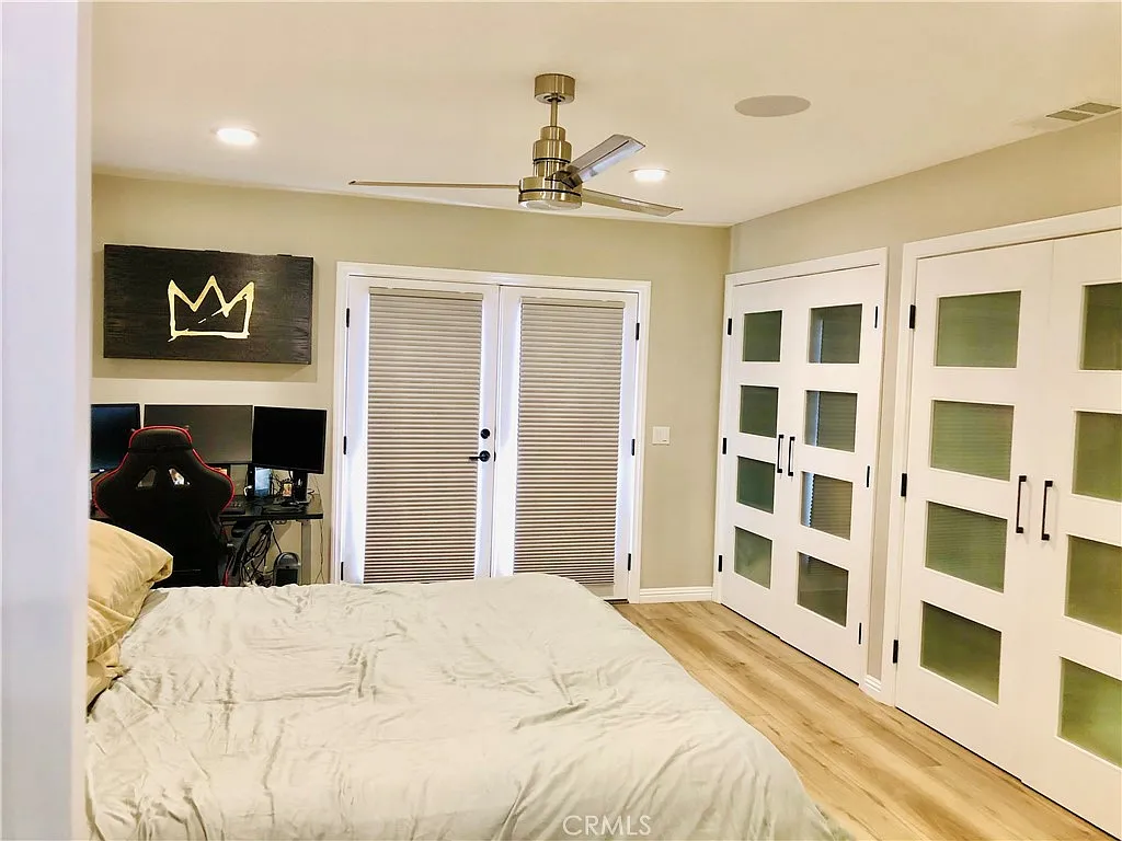 2 bed, 1166 sqft, $3,400 — Photo 3