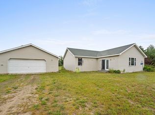 17272 Fewins Rd, Interlochen, MI 49643