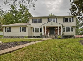 16 Petrie Ln, Wayne, NJ 07470