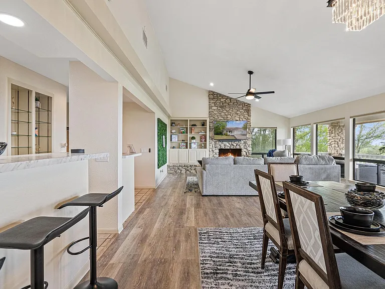 310 Dogie Dr #A — Photo 10