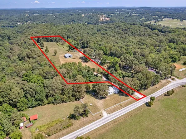 Bowerman Rd, Fayetteville, AR 72703