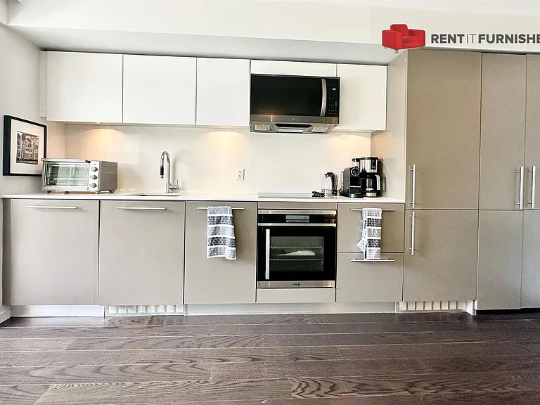 999 Seymour St #503 — Photo 8