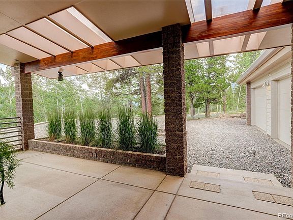 2nd image of 660 Golden Gate Drive
