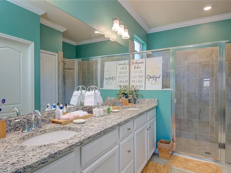 3652 E Hampton Cir — Photo 15
