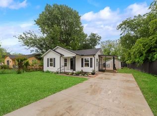 8736 Comer Dr, Dallas, TX 75217