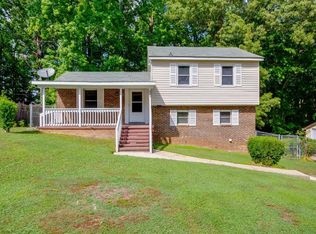 900 Peaceful Glen Rd, Charlotte, NC 28273