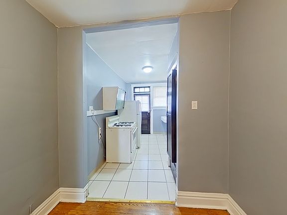5th image of 1004 Tamm Ave APT 3N