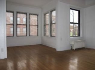 5803 N Ridge Ave #1, Chicago, IL 60660