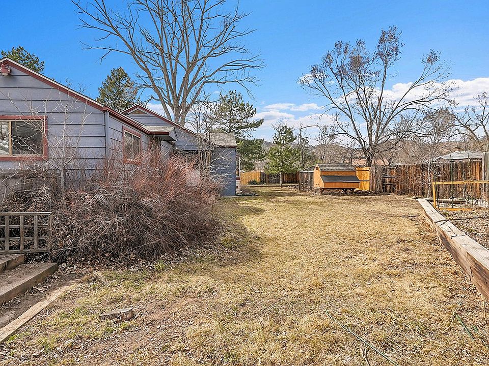 1st image of 1850 Iris Ave