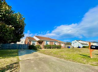 5601 Parish Ln, Portsmouth, VA 23703