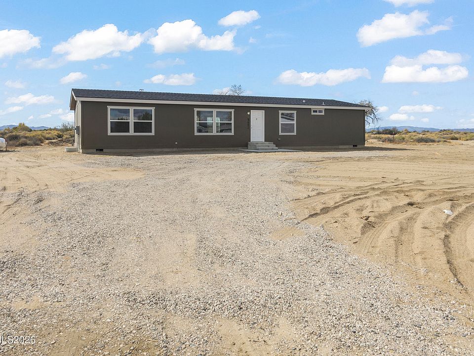 1st image of 5402 Desert Hills Loop