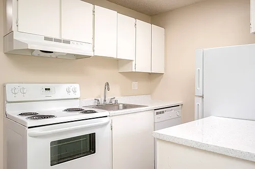 Sunset Apartments Photo 1