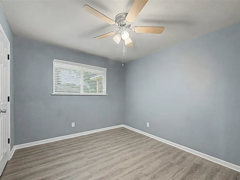 6343 Maple Hill Dr — Photo 18