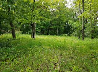 N4516 Fox River Dr, Princeton, WI 54968