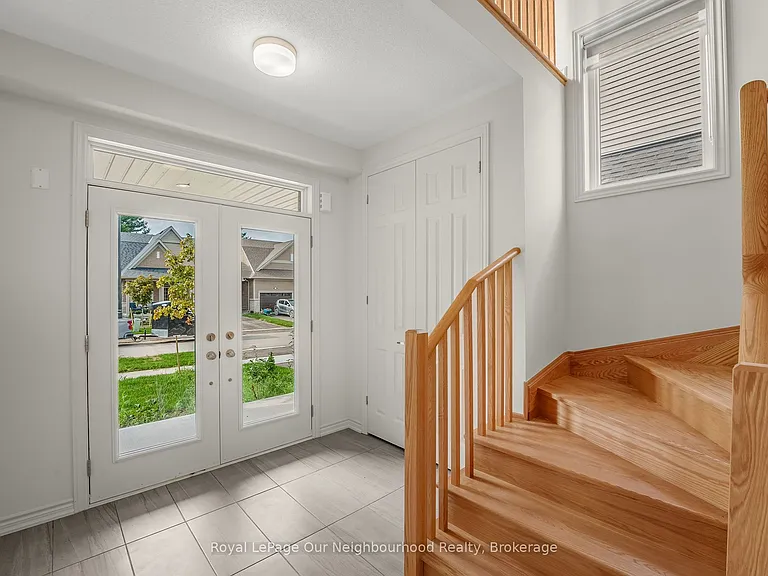 1066 Denton Dr — Photo 4