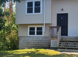 315 Roberts St APT B, Canastota, NY 13032