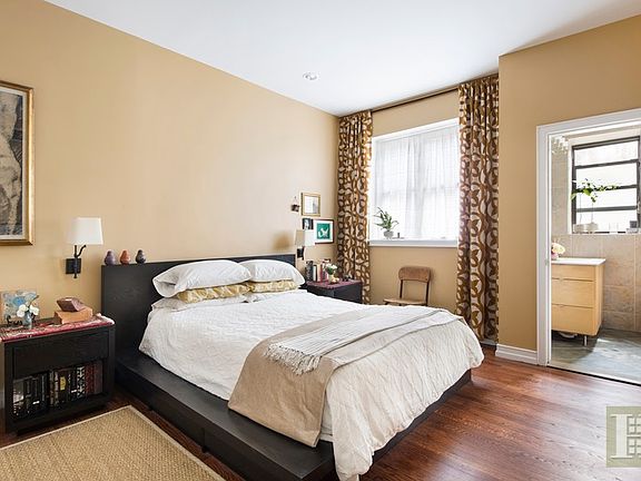 4th image of 394 Manhattan Ave APT 5