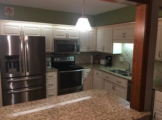 5351 Hyland Pl, Bloomington, MN 55437
