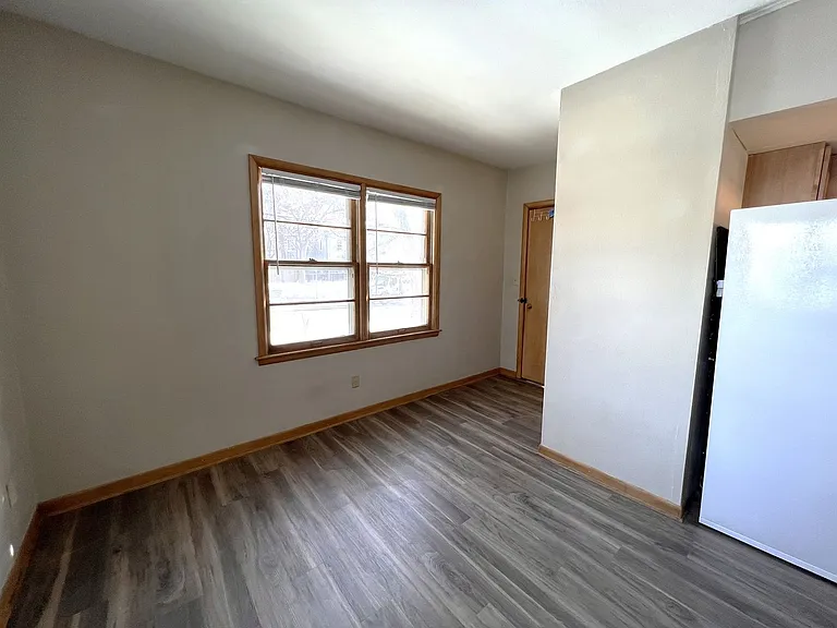 633 Walnut St — Photo 6