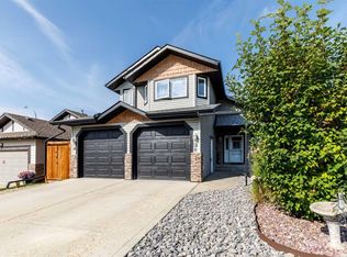 8 E Innes Close, Red Deer, AB T4R0B7