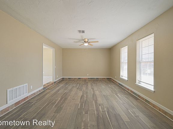 4th image of 3501 San Leon Ct