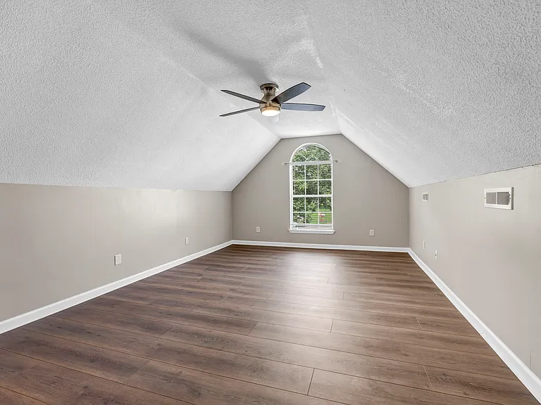 103 Walnut Grove Cir — Photo 11