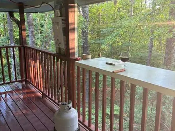 5314 Daisy Pl, Collettsville, NC 28645