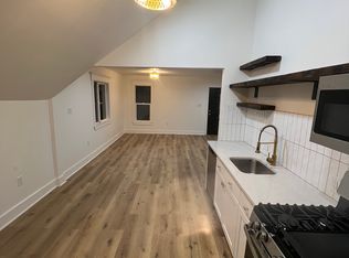 1407 Center St #B, Lansing, MI