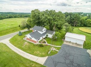 10208 Center Rd, Durand, IL 61024