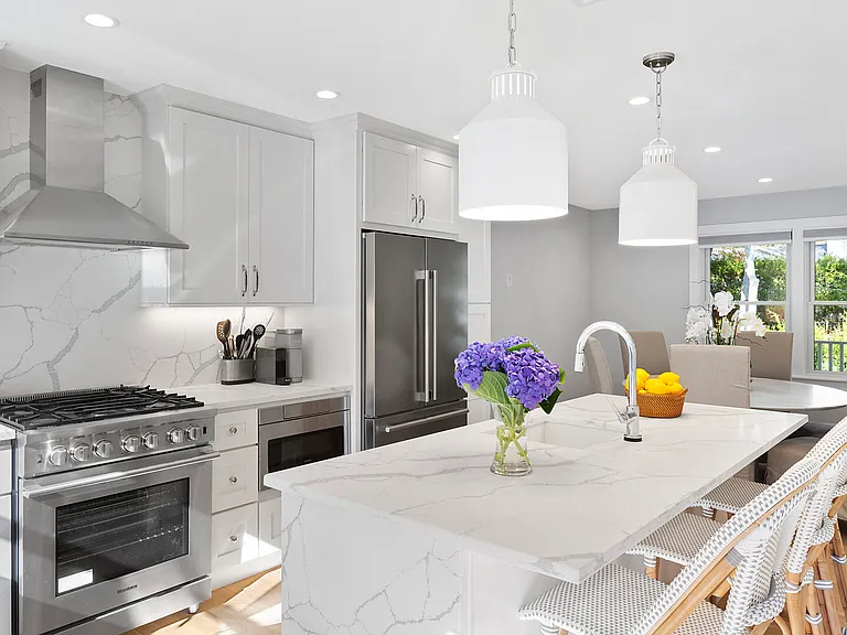 5 Amagansett Dr E — Photo 8