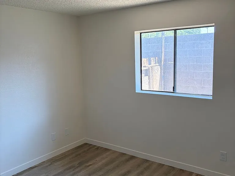 514 S Bellview #3 — Photo 6