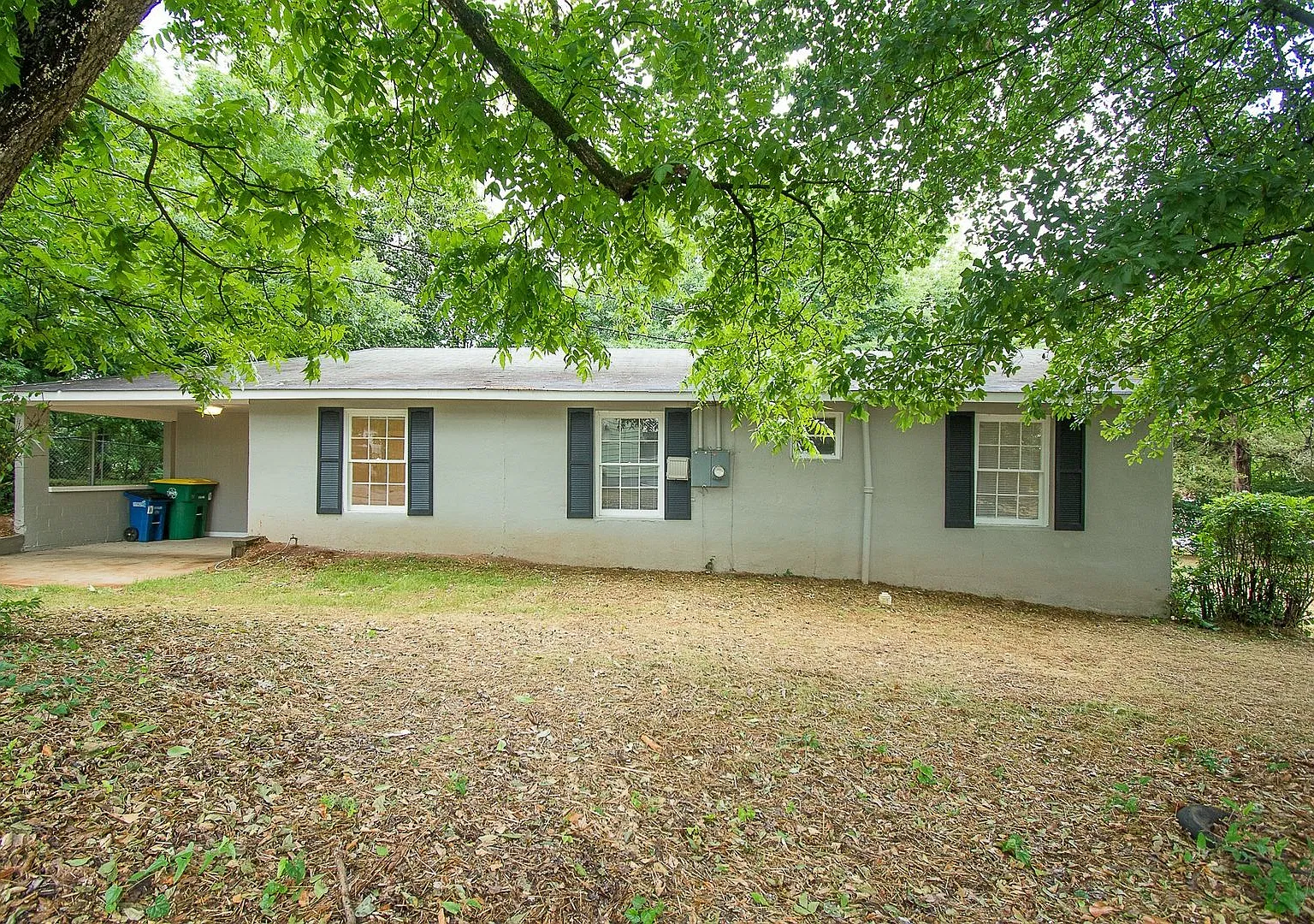 2 Bed/1 Bath House just off Lexington Rd. — Photo 4