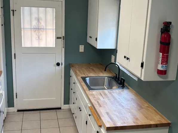 3631 Midvale Ave #B, Oakland, CA 94602