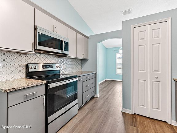 4th image of 3454 Trevino Cir