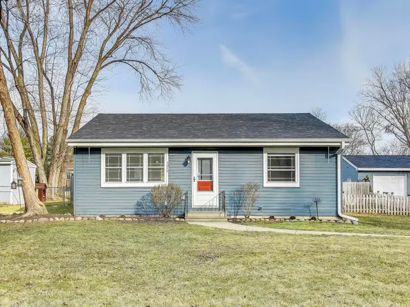 5010 Palm St, McHenry, IL 60051