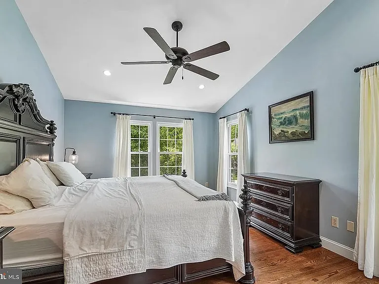 18613 Meadowland Ter — Photo 7