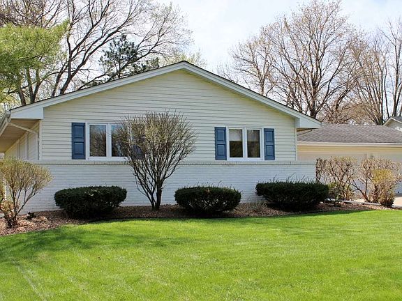 5th image of 1905 Sibley Ct