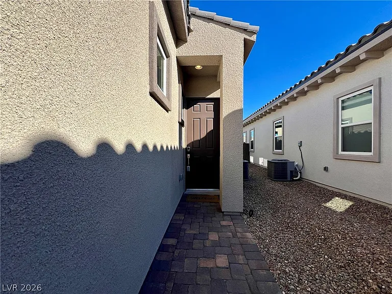 116 Ibiza Lake Dr — Photo 12